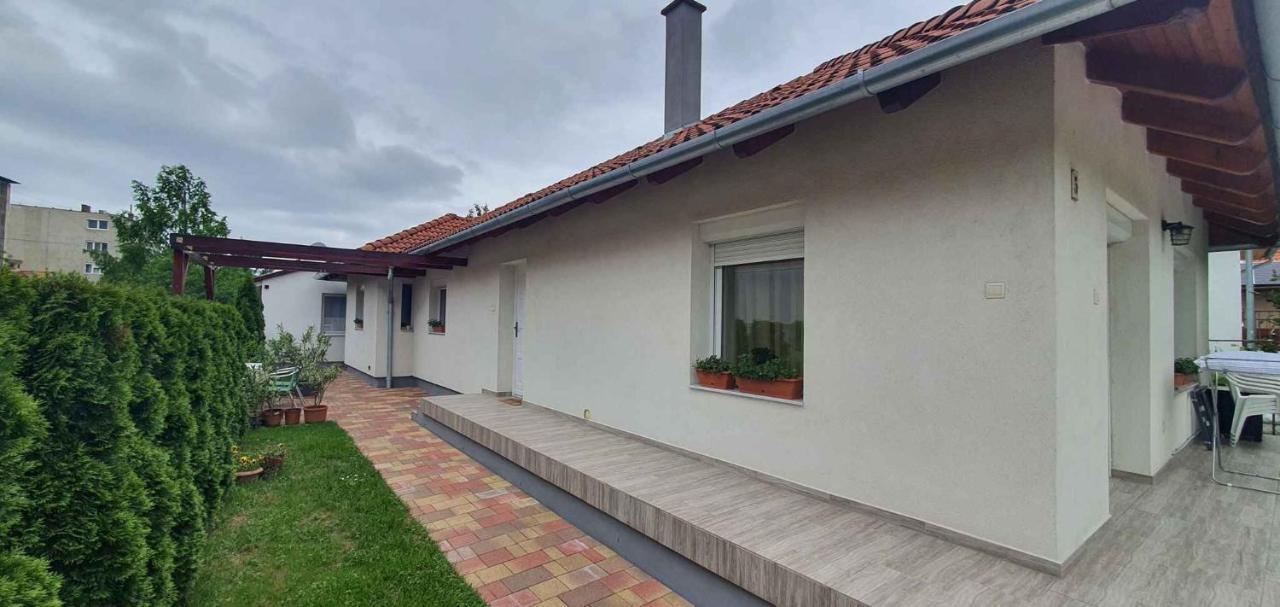 Holiday Home In Keszthely/Balaton 39648 Экстерьер фото